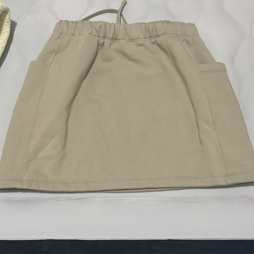 Essentials skirt - Picture 4 of 4